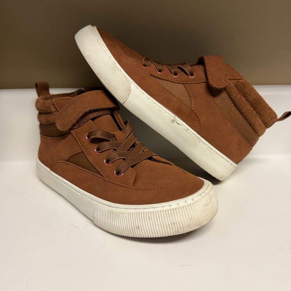 Cat & Jack Brown High-Top Kids Sneakers
